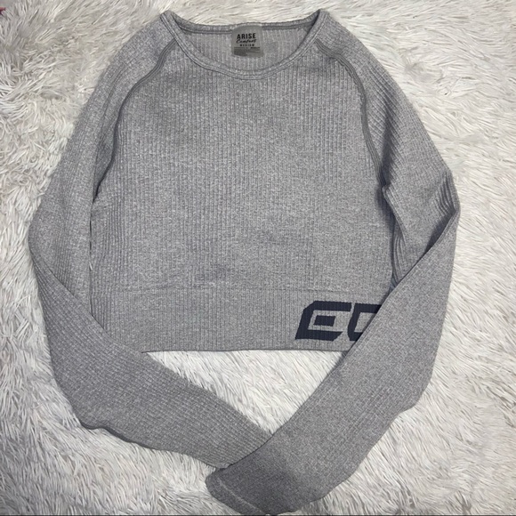 🚫SOLD🚫 ECHT | Arise Comfort Cropped Long Sleeve - Picture 2 of 4